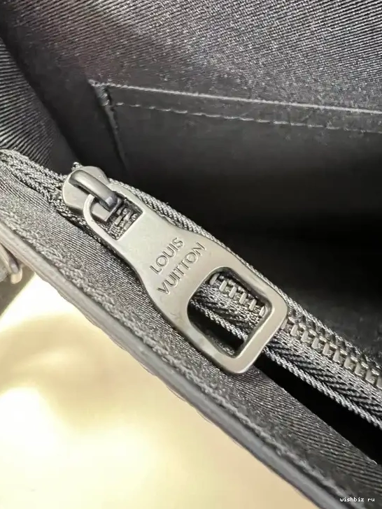 WIS LOUIS LOCK VUITTON BRIEFCASE S 0516